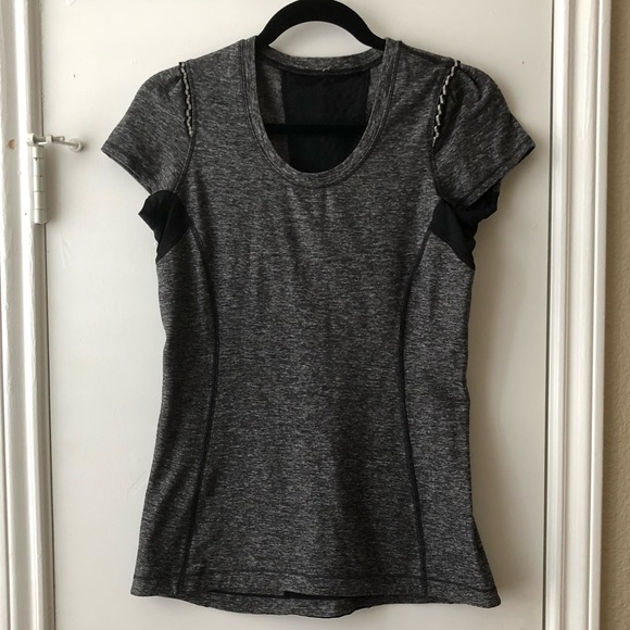 Lululemon Grey/black shirt - Picture 1 of 2